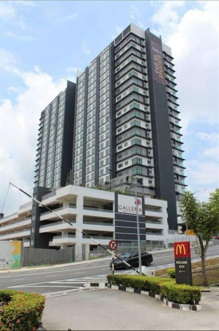 Myhome 2B At Seri Kembangan With A View Luaran gambar